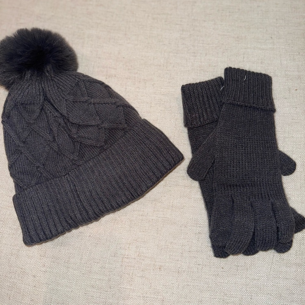 Charcoal gray UGG hat and gloves